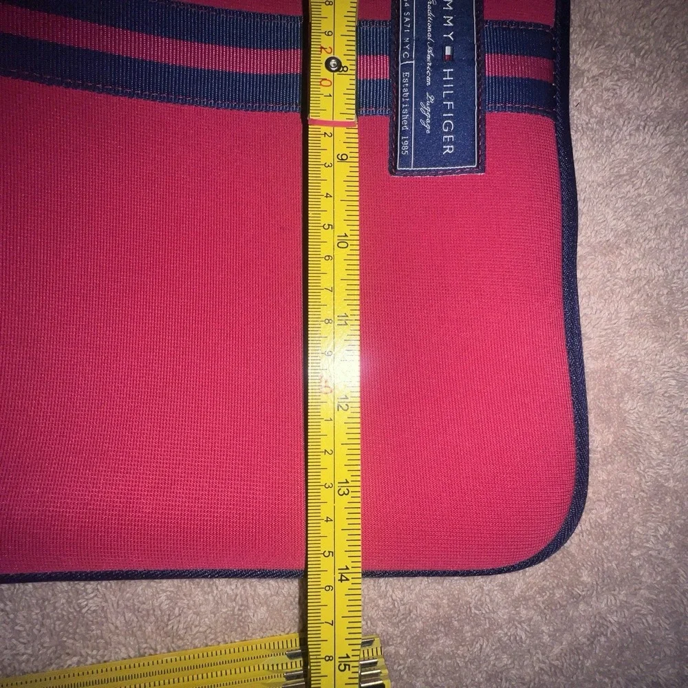 Tommy Hilfiger Protective Zippered Sleeve Laptop Case Cover Neoprene